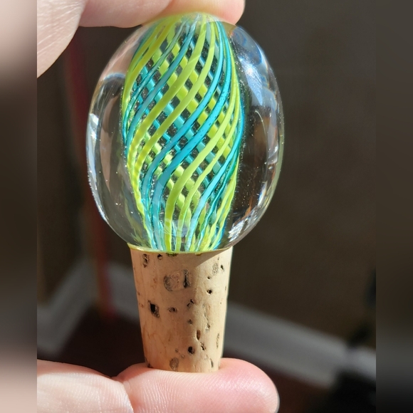 Vtg Blown Glass & Cork BOTTLE STOPPER Blue & Green Twisted Cane Ribbons - Picture 2 of 7